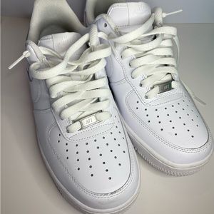 Nike Air Force Ones (1s) Men's size 8 Great condition!
